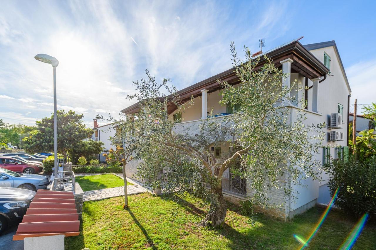 Apartman Inteuro Porec Luaran gambar